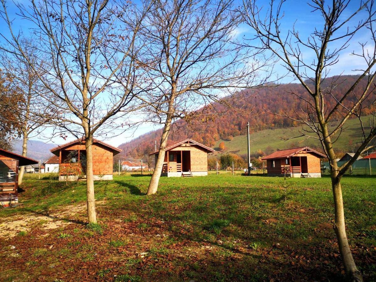Casute Zavoi Bulz Villa Екстериор снимка