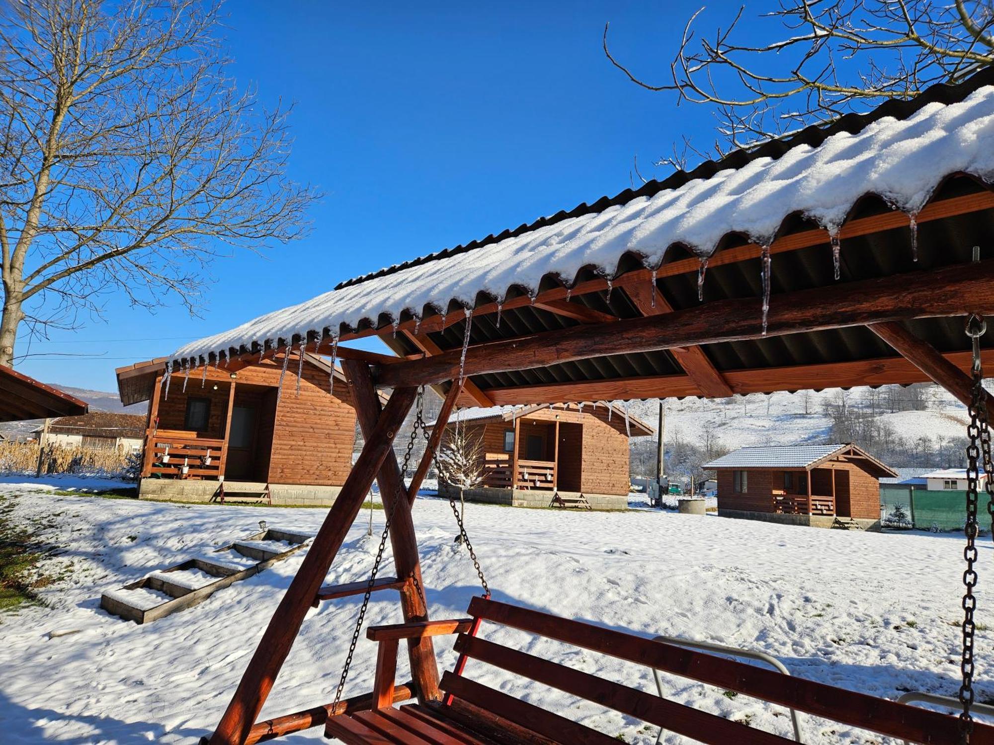 Casute Zavoi Bulz Villa Екстериор снимка