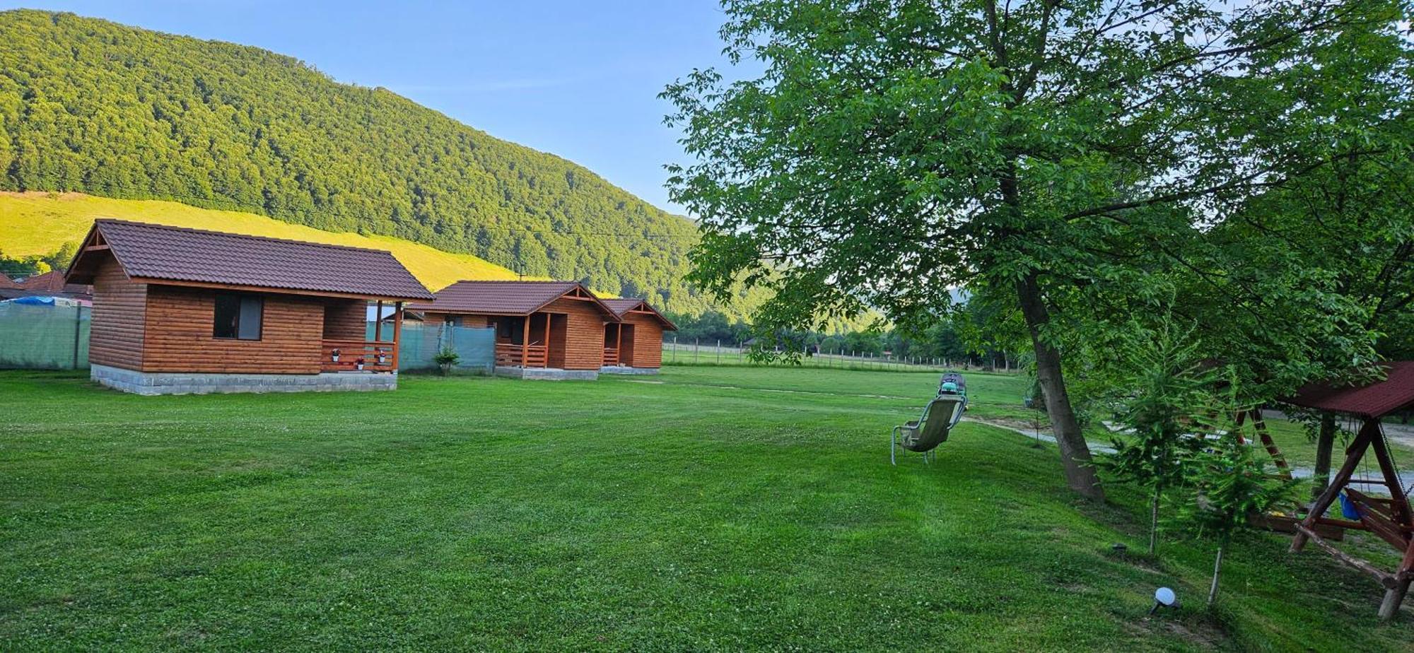 Casute Zavoi Bulz Villa Екстериор снимка